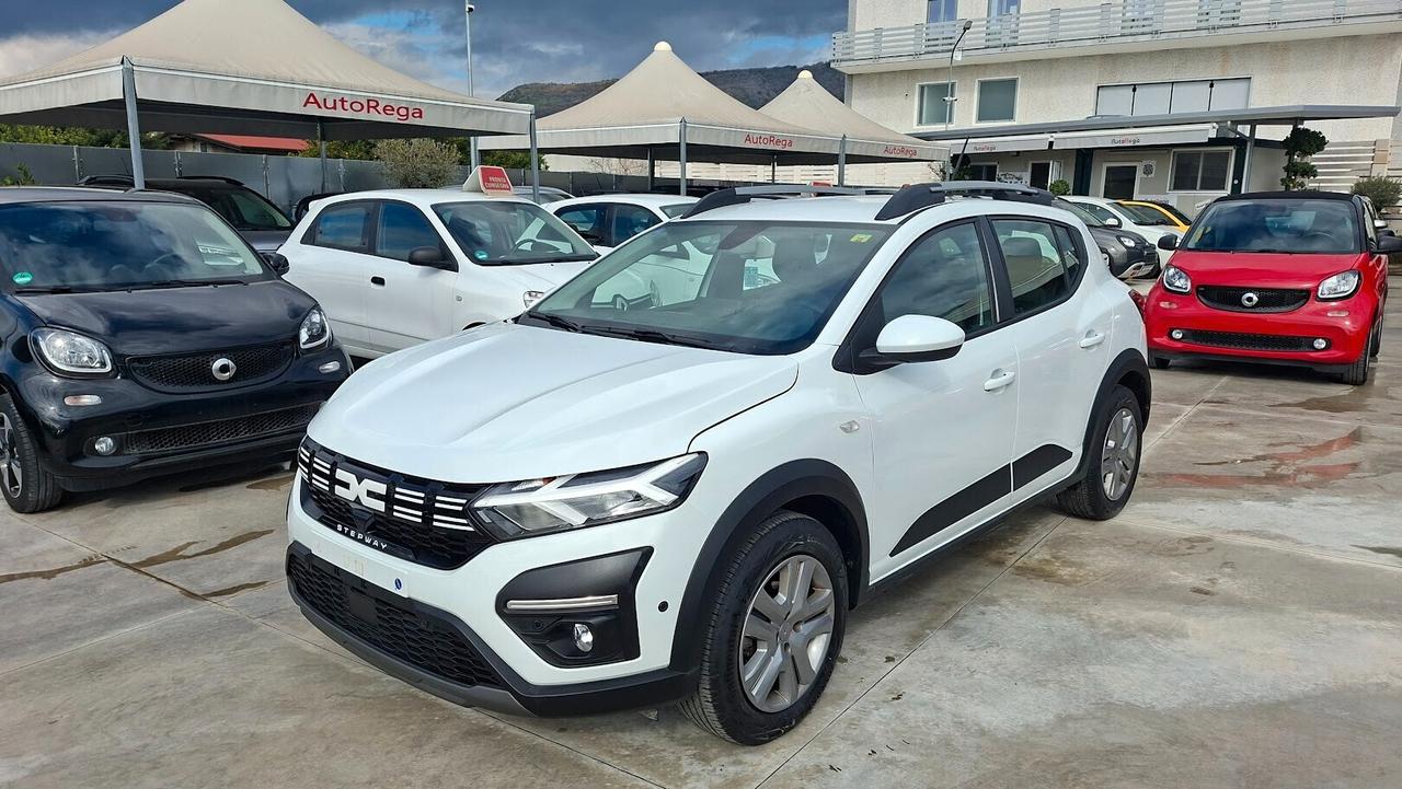 Dacia Sandero Stepway 1.0 GPL di serie 2022