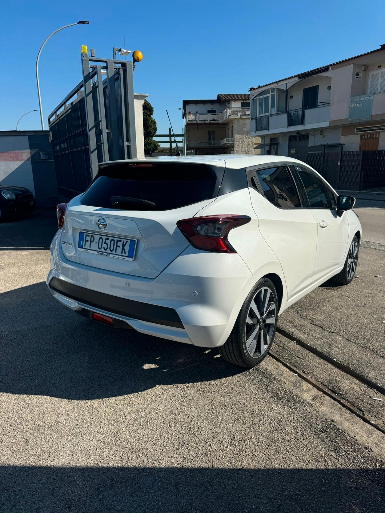 Nissan Micra 1.5 dCi 8V 5 porte Tekna