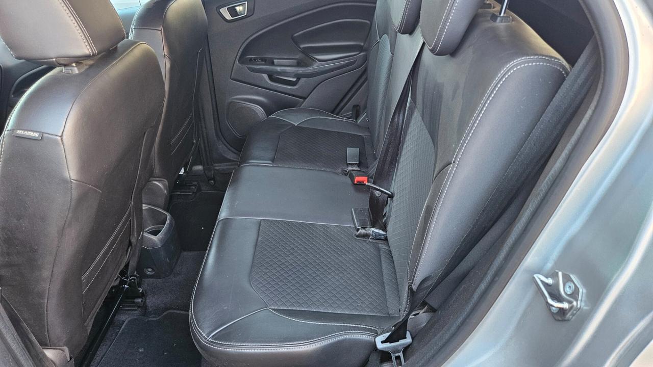 Ford EcoSport 1.5 tdci Titanium 95cv E6 NAVY- BI-COLOR