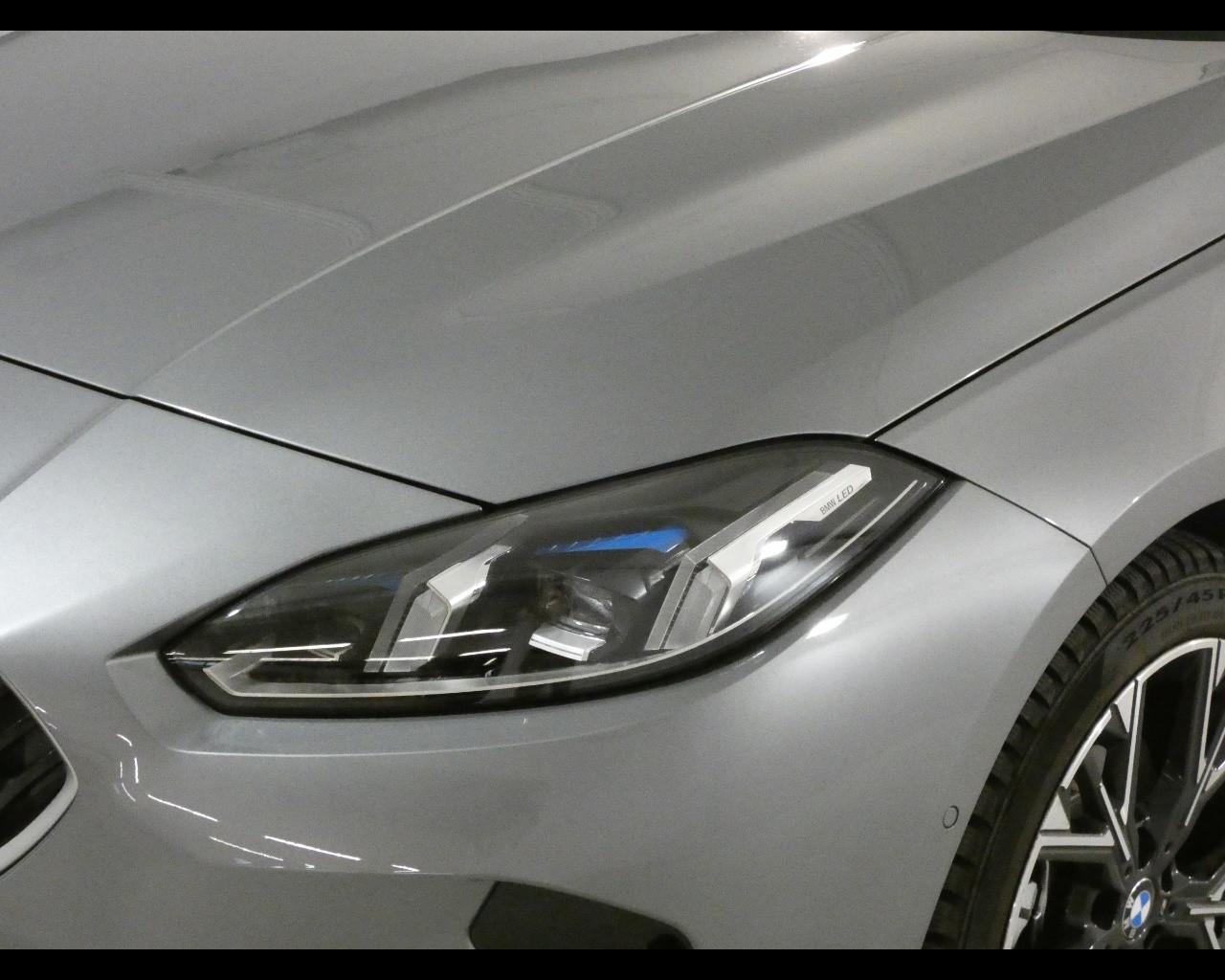 BMW Serie 1 (F70) - 118d MSport