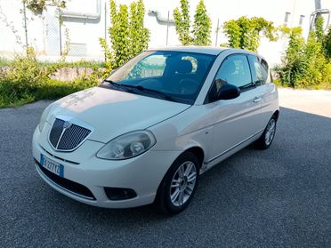 Lancia Ypsilon 1.2 69 CV Unyca - POCHI KM