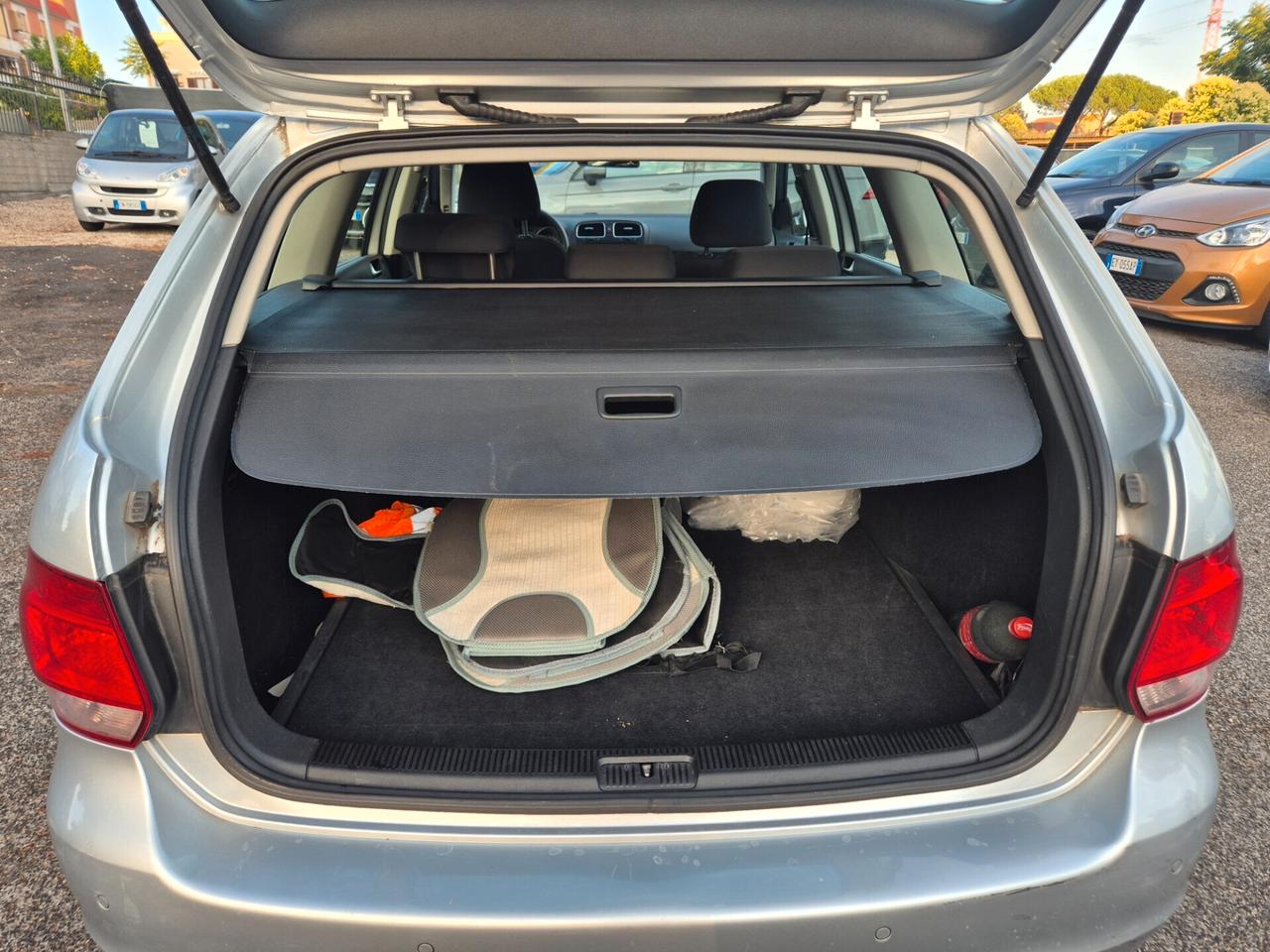 Volkswagen Golf Variant 1.6 TDI DPF 5p. Highline