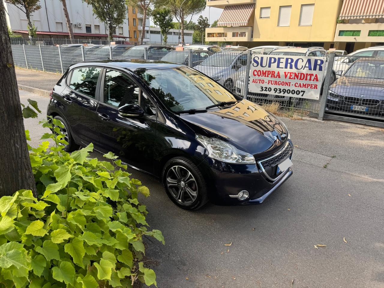 Peugeot 208 1.4 HDi 68 CV 5 p Allure garanzia 12 mesi