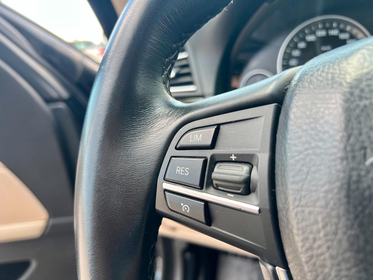 Bmw 520 d Luxury Berlina