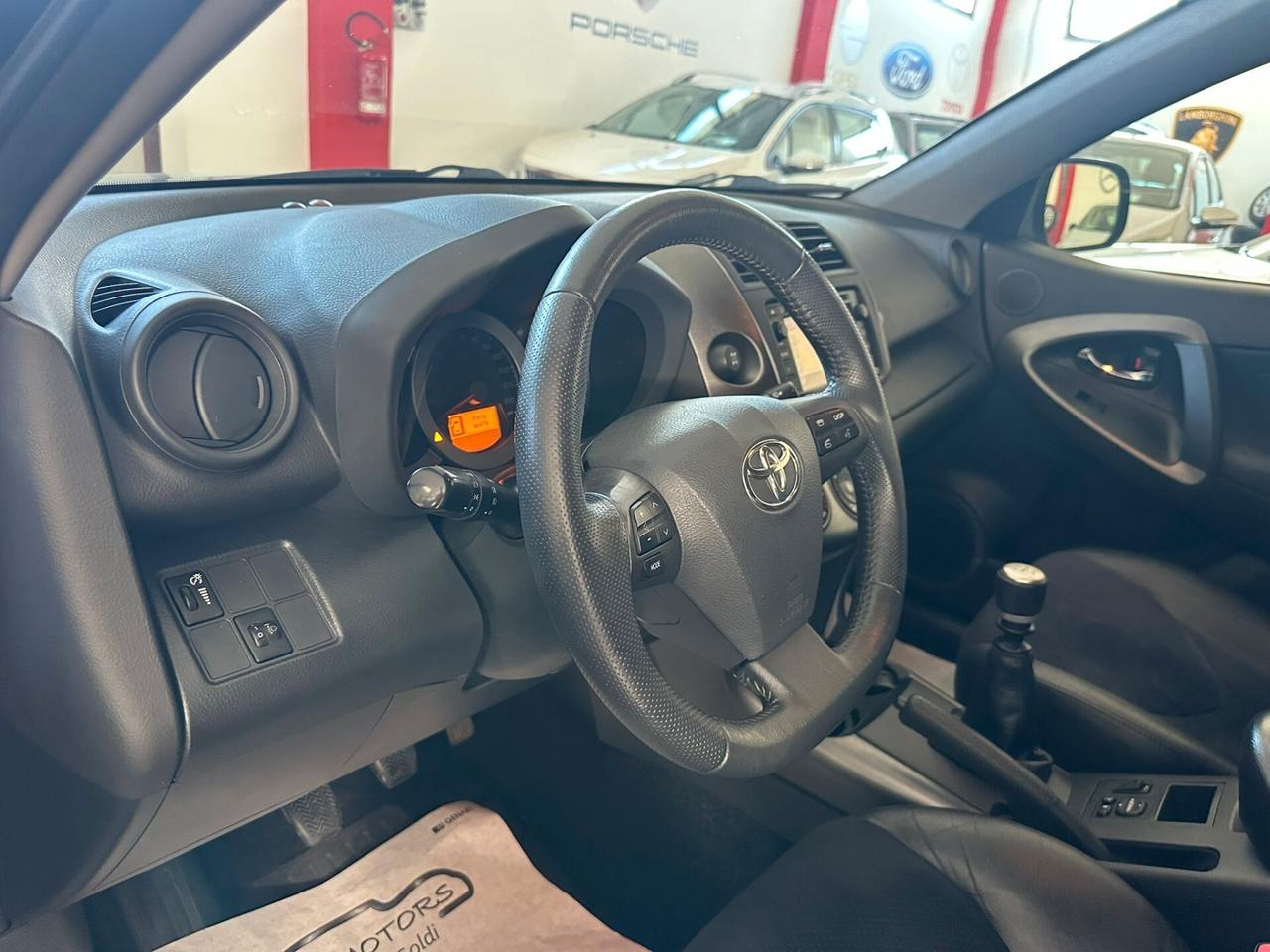 Toyota RAV 4 RAV4 Crossover 2.2 D-4D 150 CV Lounge
