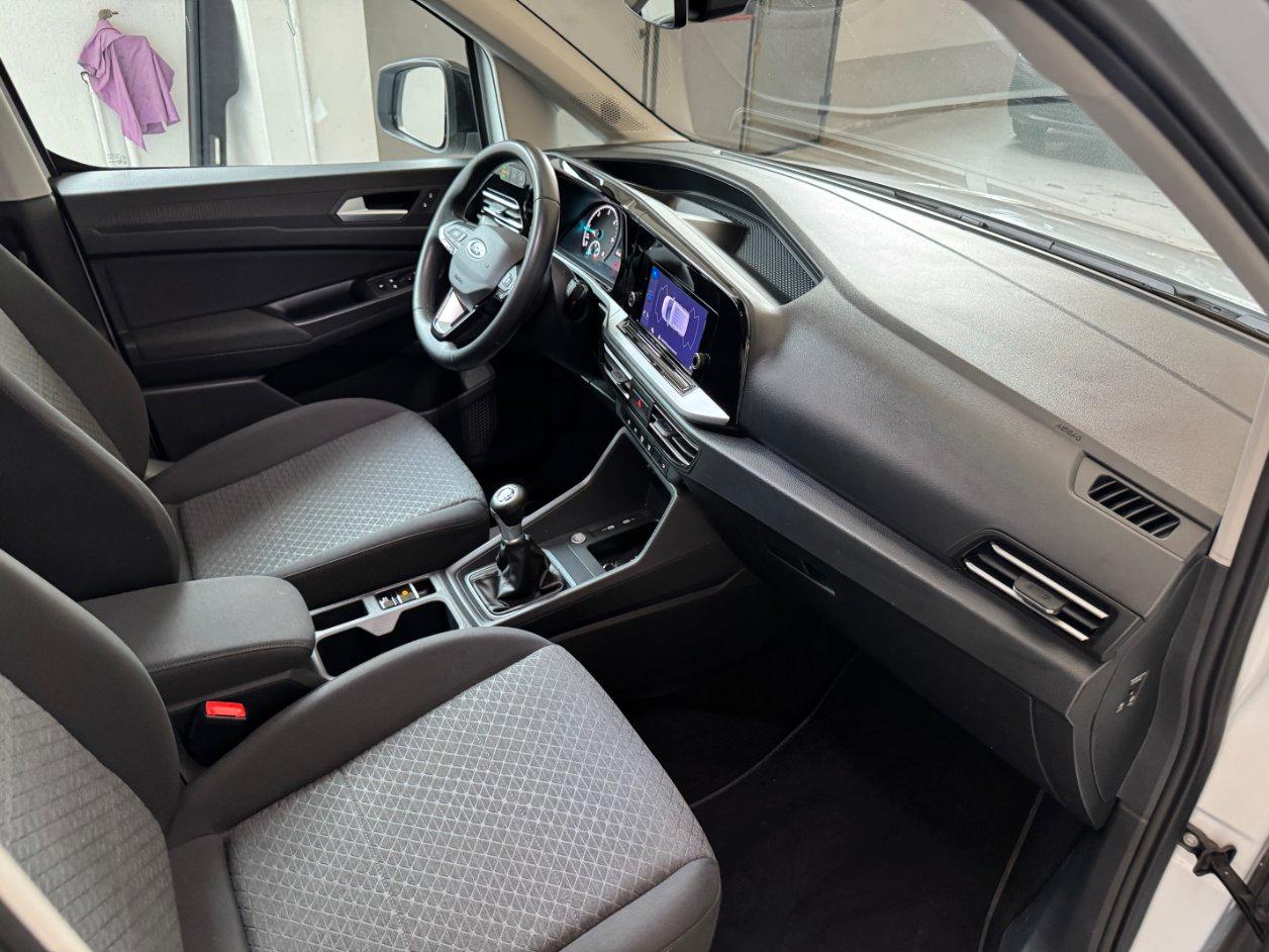 FORD Tourneo Connect 2.0 ecoblue 122cv Titanium 7 POSTI- GANCIO TRAINO