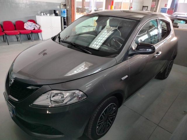 LANCIA Ypsilon 1.0 FireFly 5 porte S&S Hybrid Oro