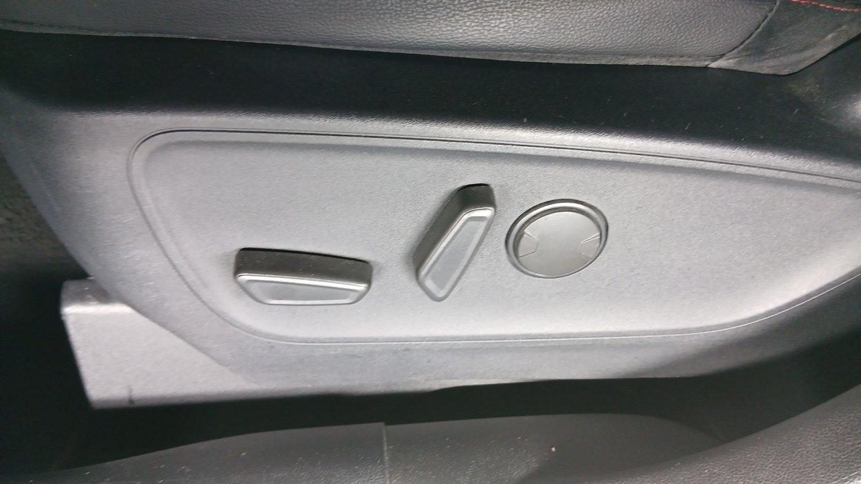 FORD Kuga 3ª serie - Kuga 1.5 EcoBlue 120 CV 2WD ST-Line X