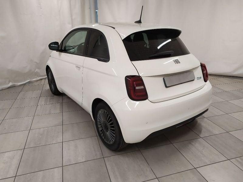 FIAT 500 42 kWh La Prima