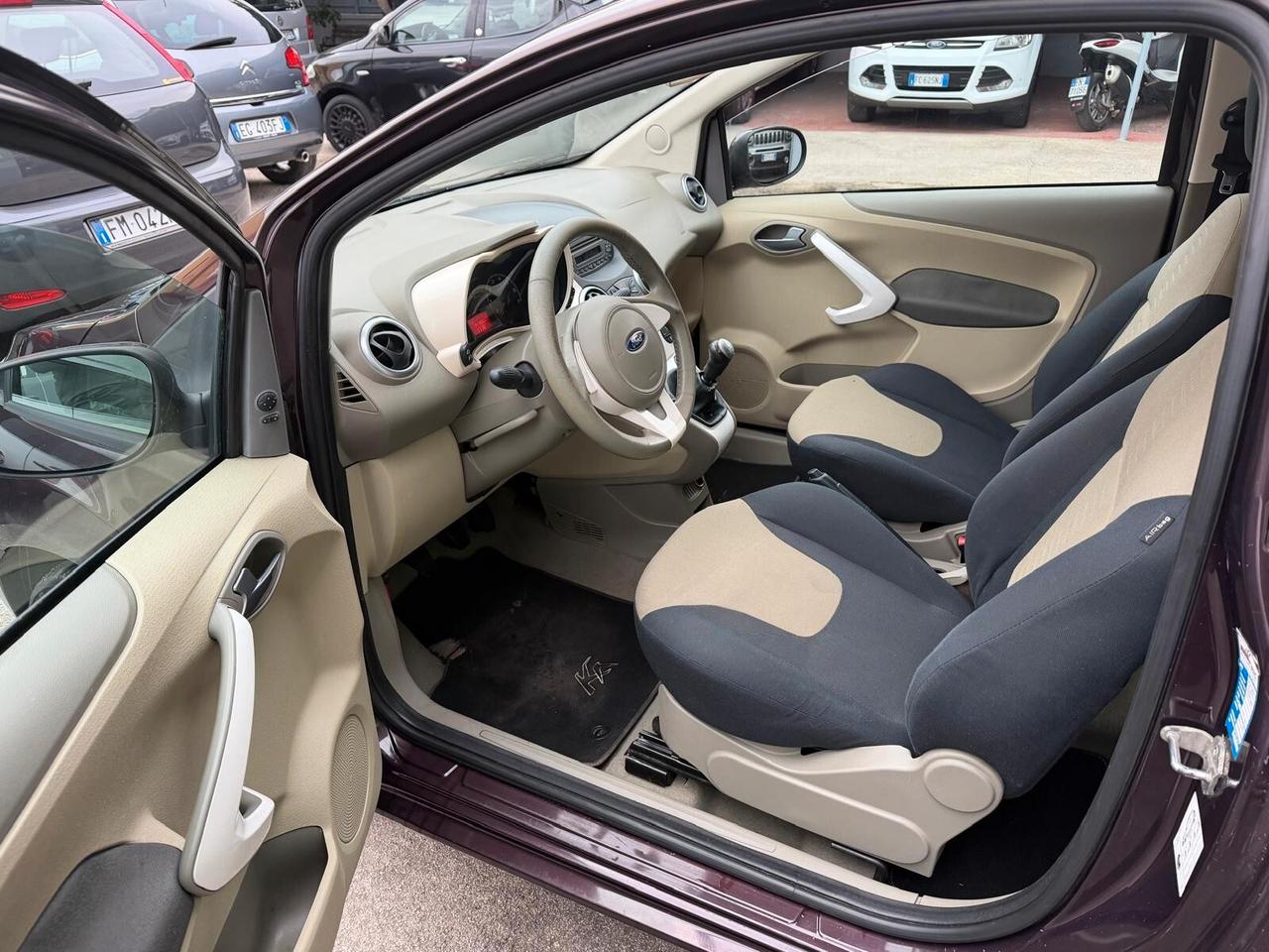 Ford Ka 1.2 8V 69CV Titanium