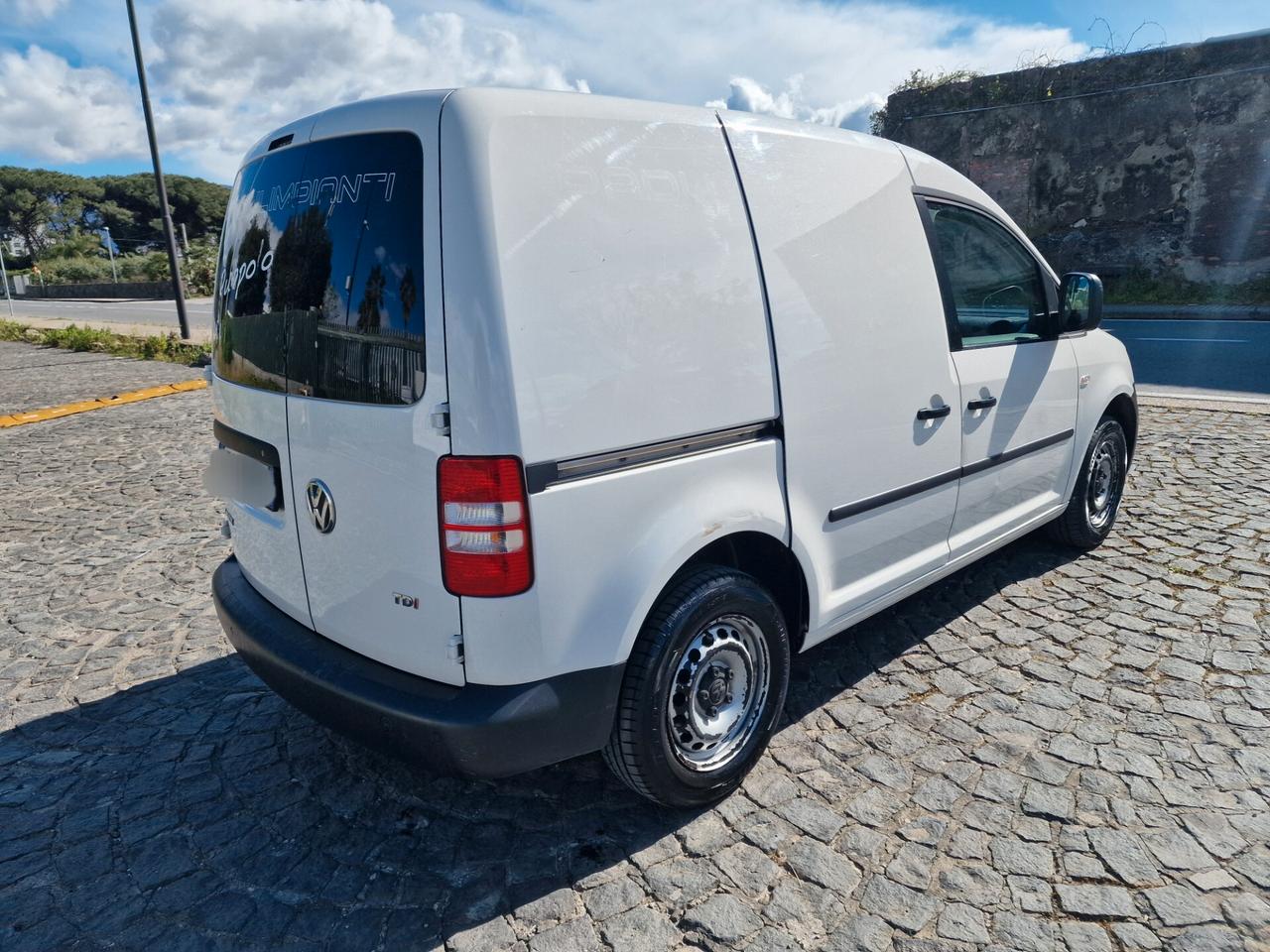 Volkswagen caddy 1.6 TDI 2015