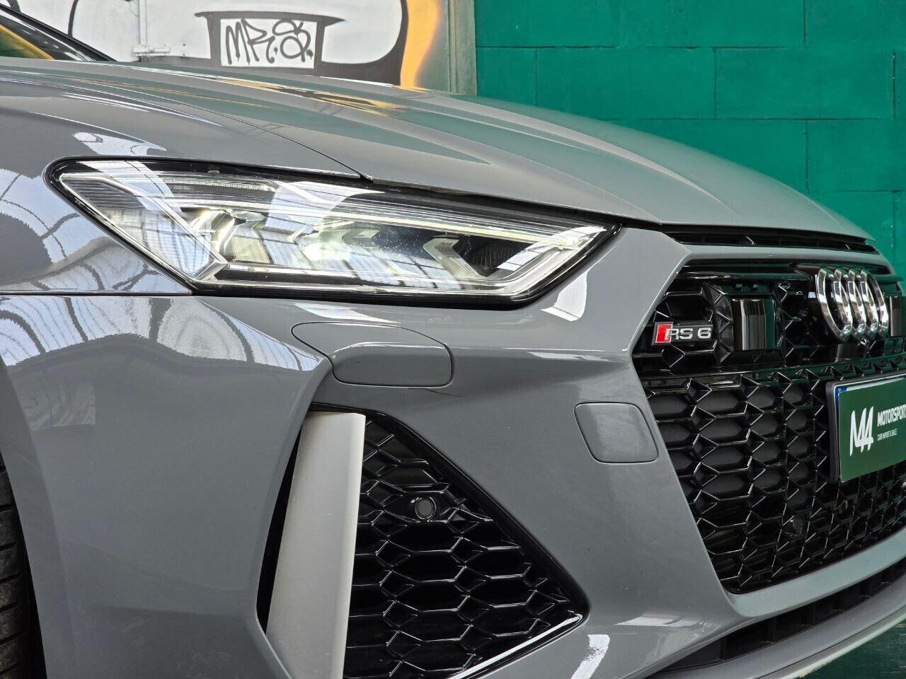 Audi RS6 RS 6 Avant 4.0 TFSI V8 quattro tiptronic
