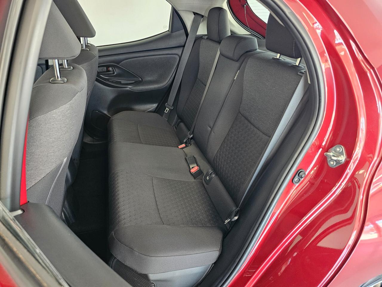 Toyota Yaris 1.5 Hybrid 5 porte Active