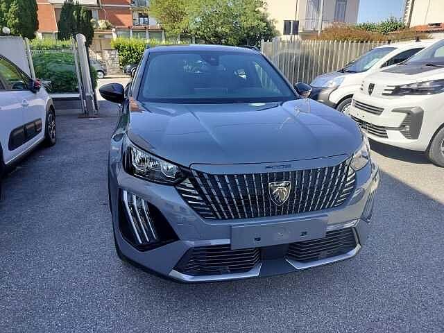 Peugeot 2008 motore elettrico 136 CV Allure