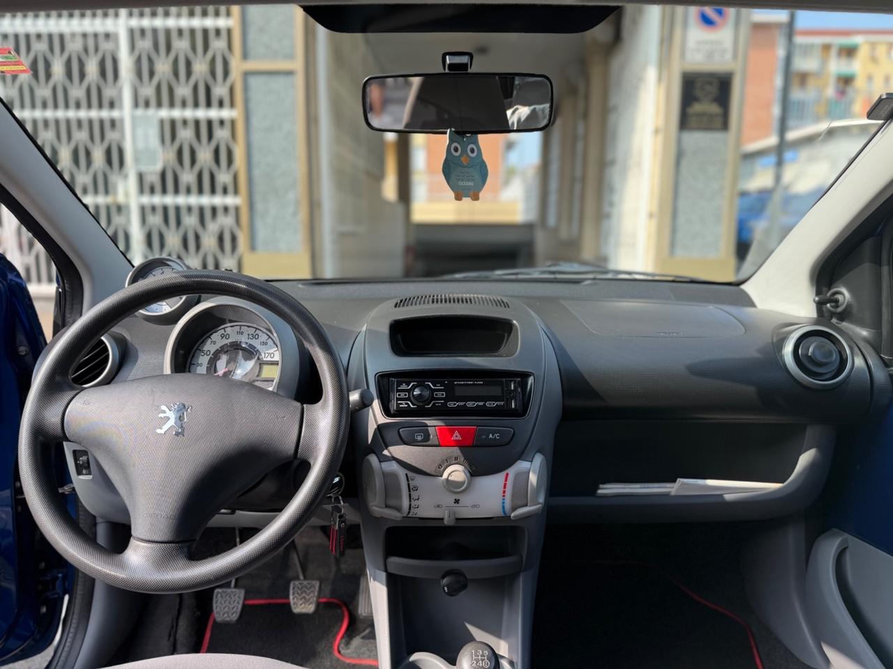 Peugeot 107 1.0 68CV 5p. Plaisir