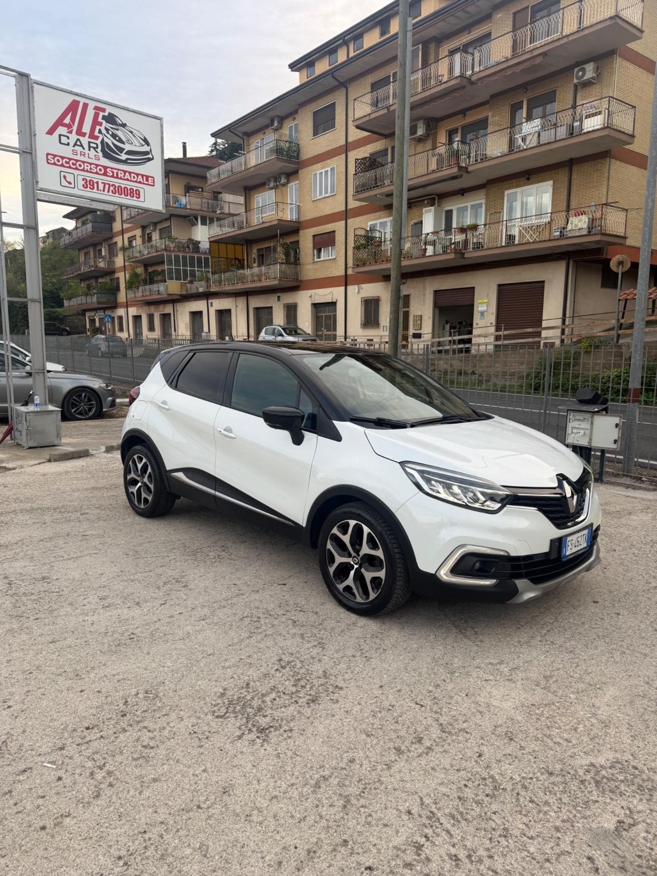 Renault Captur dCi 8V 90 CV EDC Initiale Paris