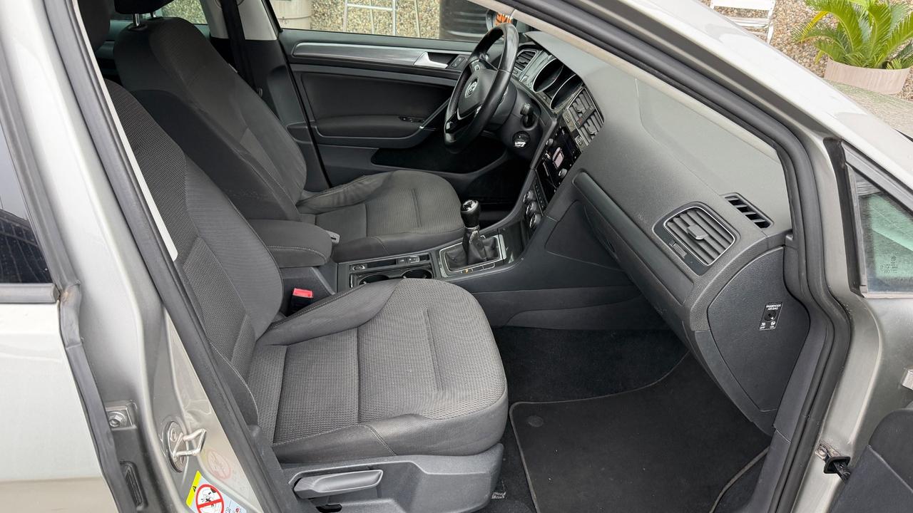 VW GOLF 1.6 TDI 110 CV EURO6B. BlueMotion Tech