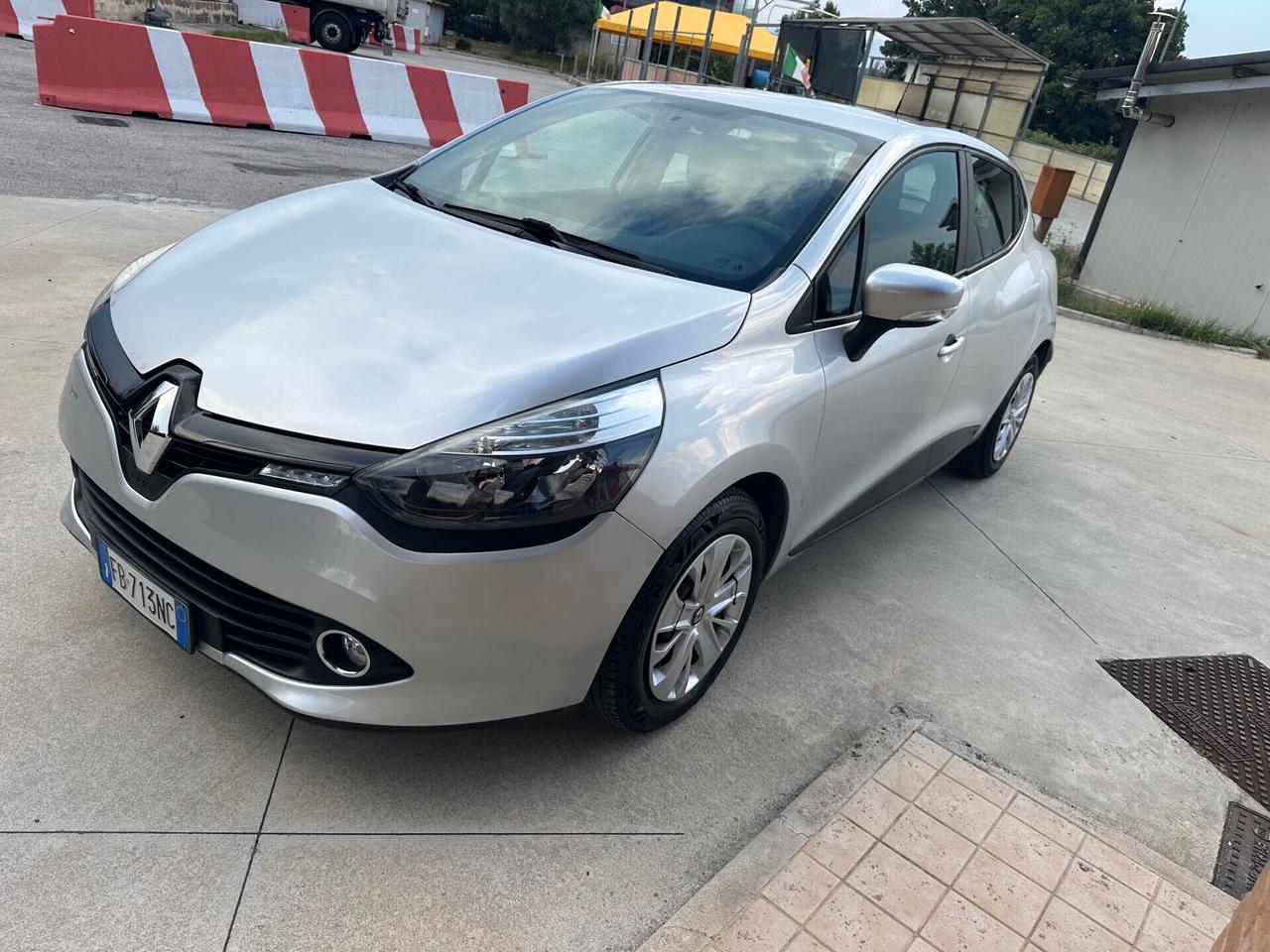 Renault Clio 1.5 dCi 75CV