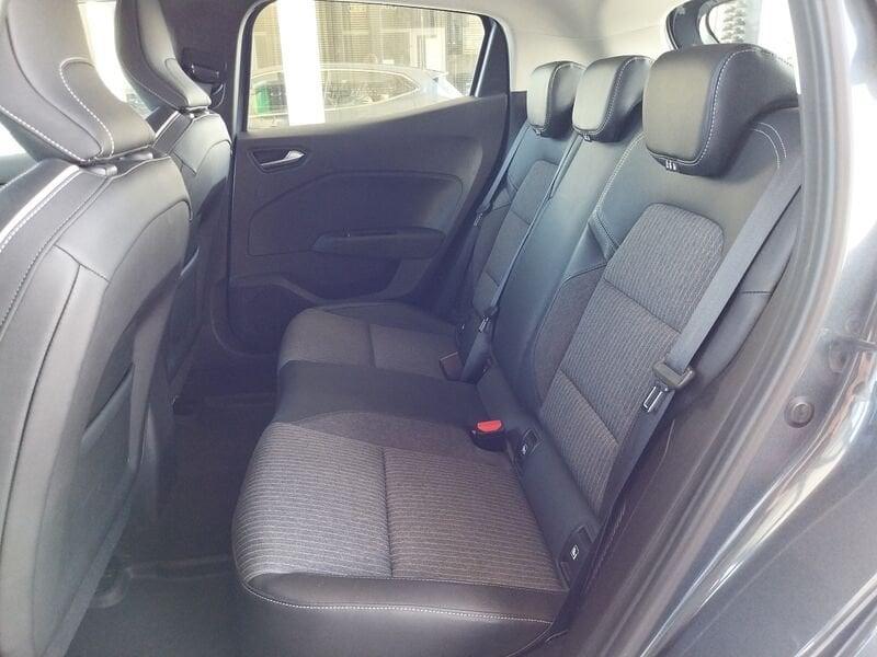 Renault Clio Clio 1.6 E-Tech hybrid Intens 140cv auto my21