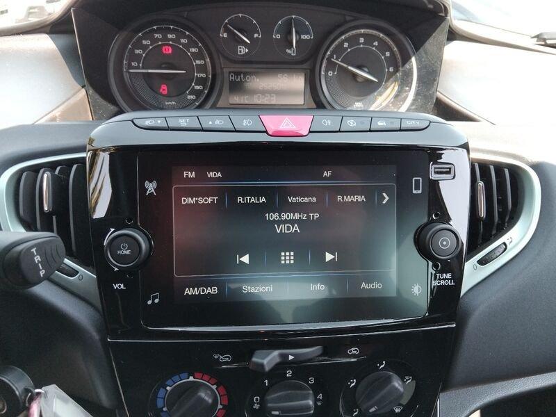 Lancia Ypsilon NUOVA My24 1.0 Firefly 70 CvStart&Stop Hybrid Oro