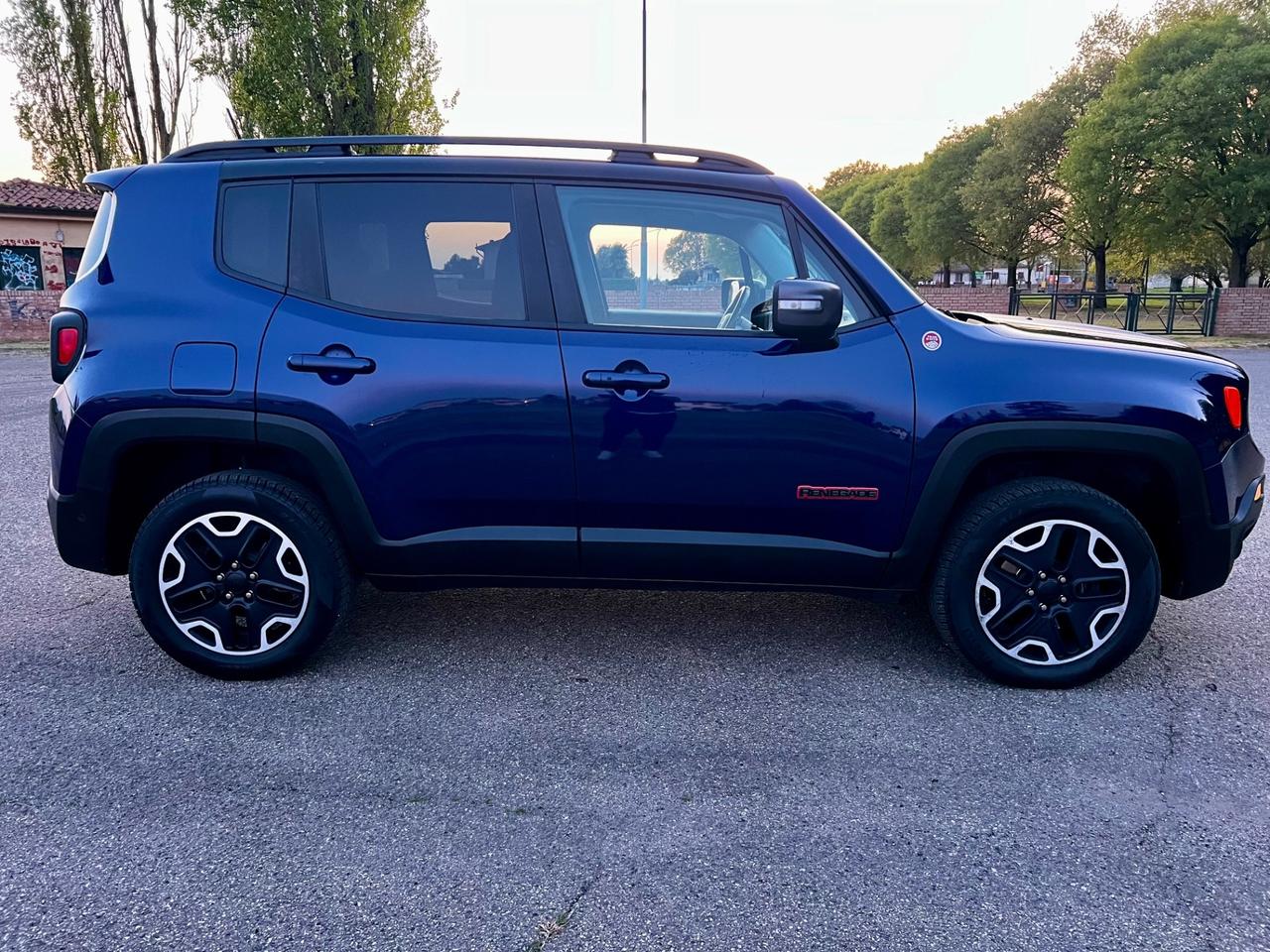 Jeep Renegade 2.0 Mjt 170CV 4WD Active Drive Low Trailhawk