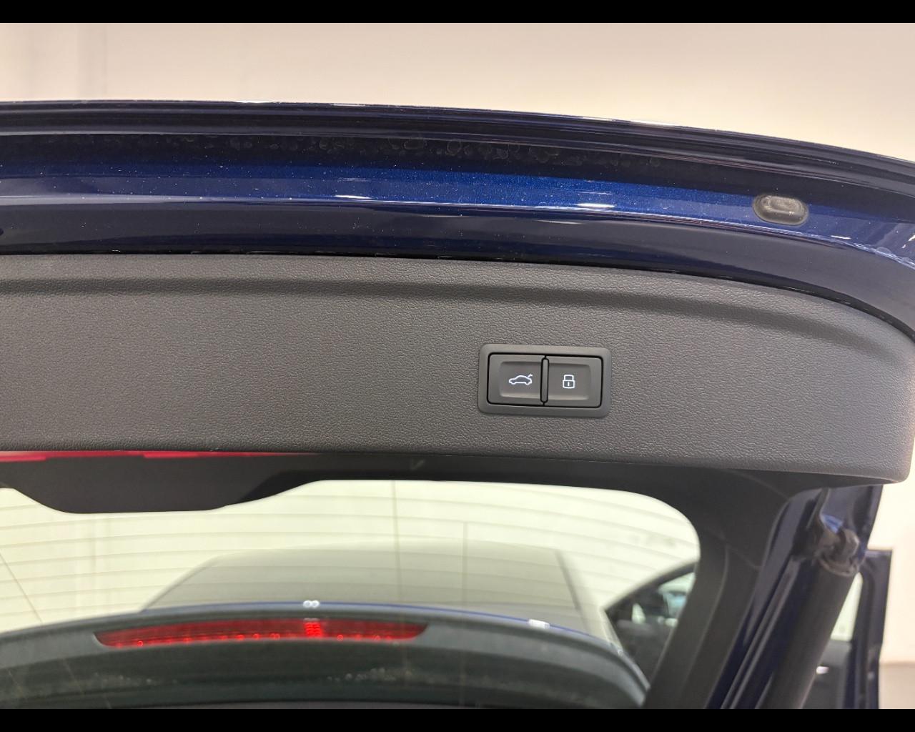 AUDI A3 SPORTBACK 40 TFSIe S-TRONIC