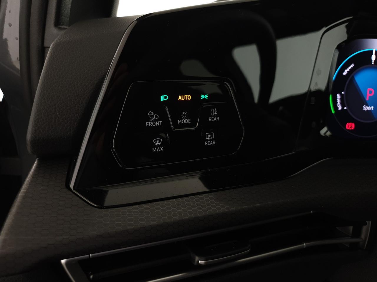 Volkswagen Golf 1.4 gte dsg