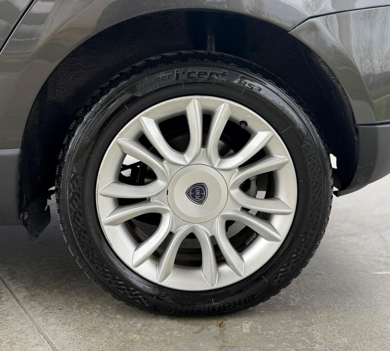 Lancia Delta 1.6 MJT DPF Gold