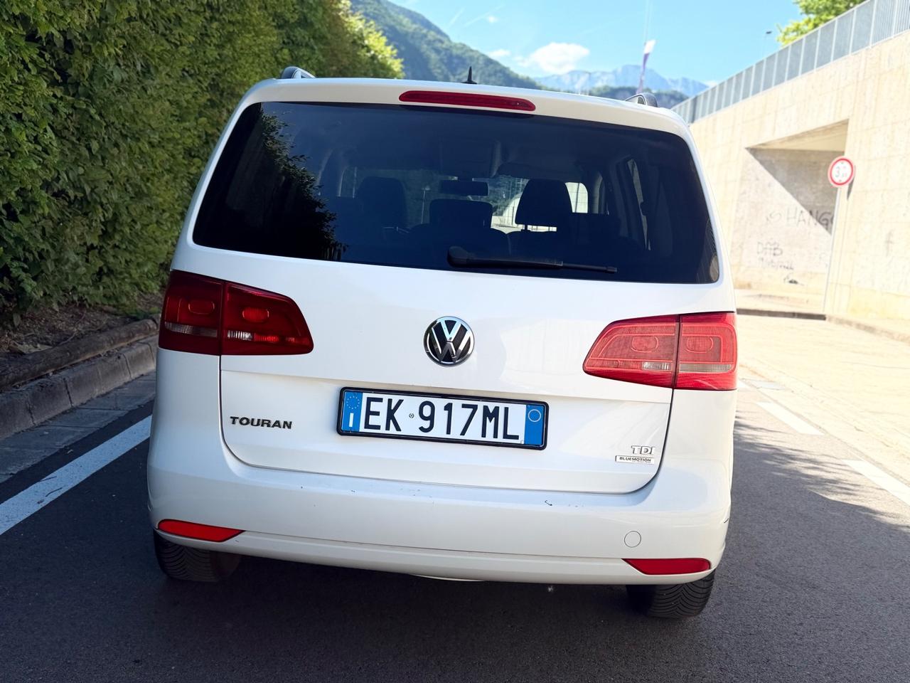 Volkswagen Touran 1.6 TDI 105cv 7 POSTI