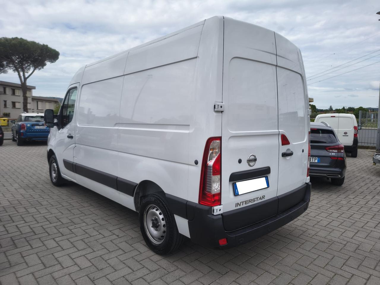 Nissan Interstar L2H2 2.3 dCi /DIESEL 135CV *TETTO MEDIO PASSO MEDIO*