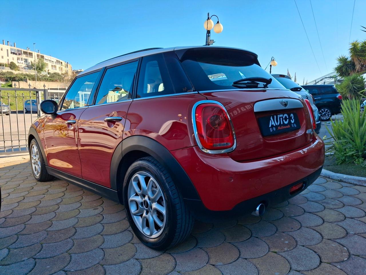 Mini Cooper D 1.5Diesel 116cv 5Porte