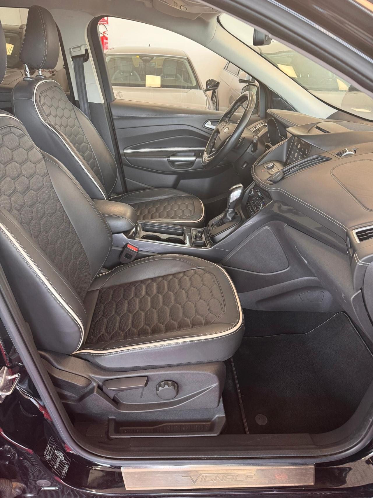 Ford Kuga 2.0 TDCI 180 CV S&S 4WD Vignale