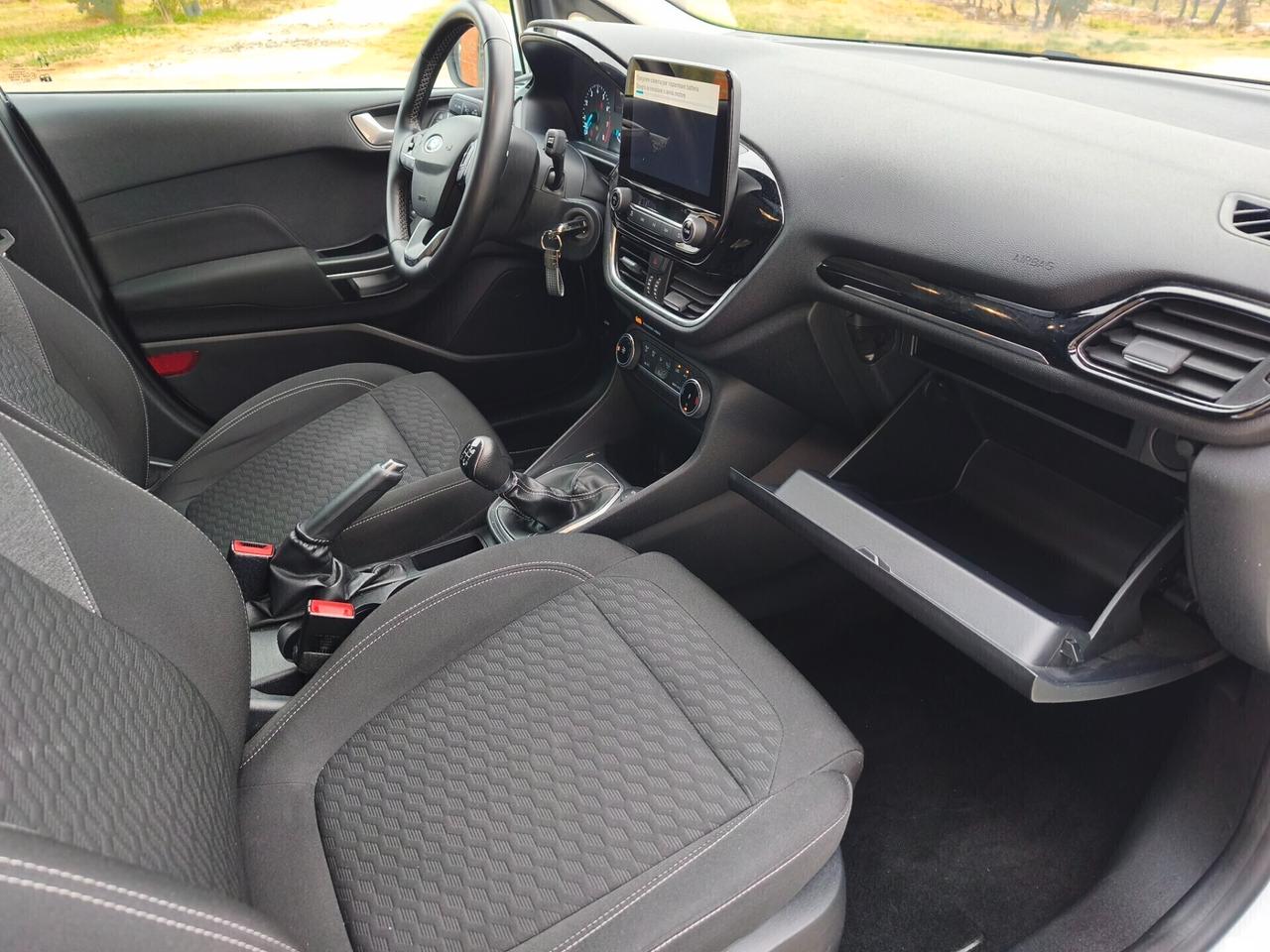 Ford Fiesta 1.1 - Titanium Neopatentato -75 CV 5 porte