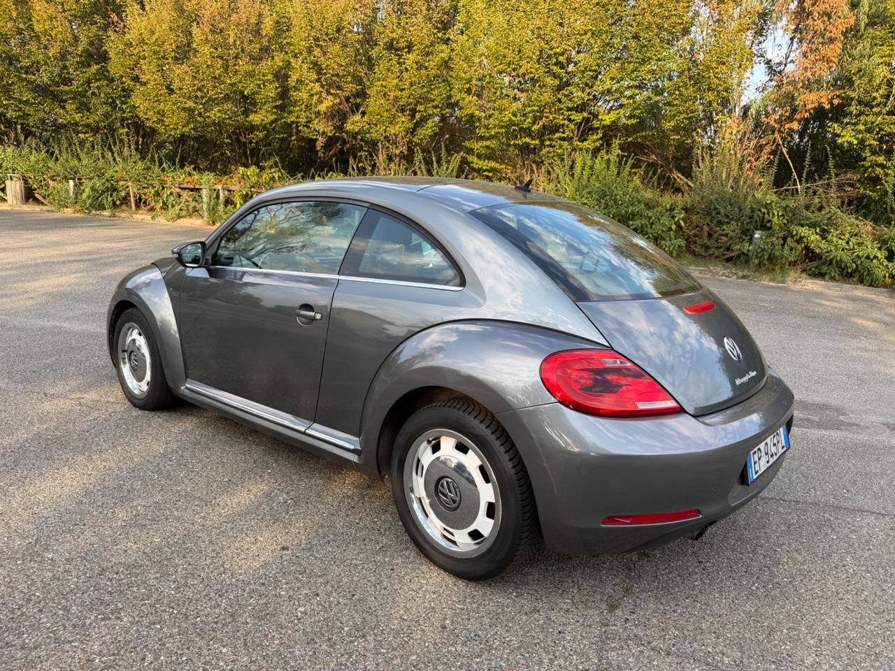 Volkswagen Maggiolino 1.6 TDI Design