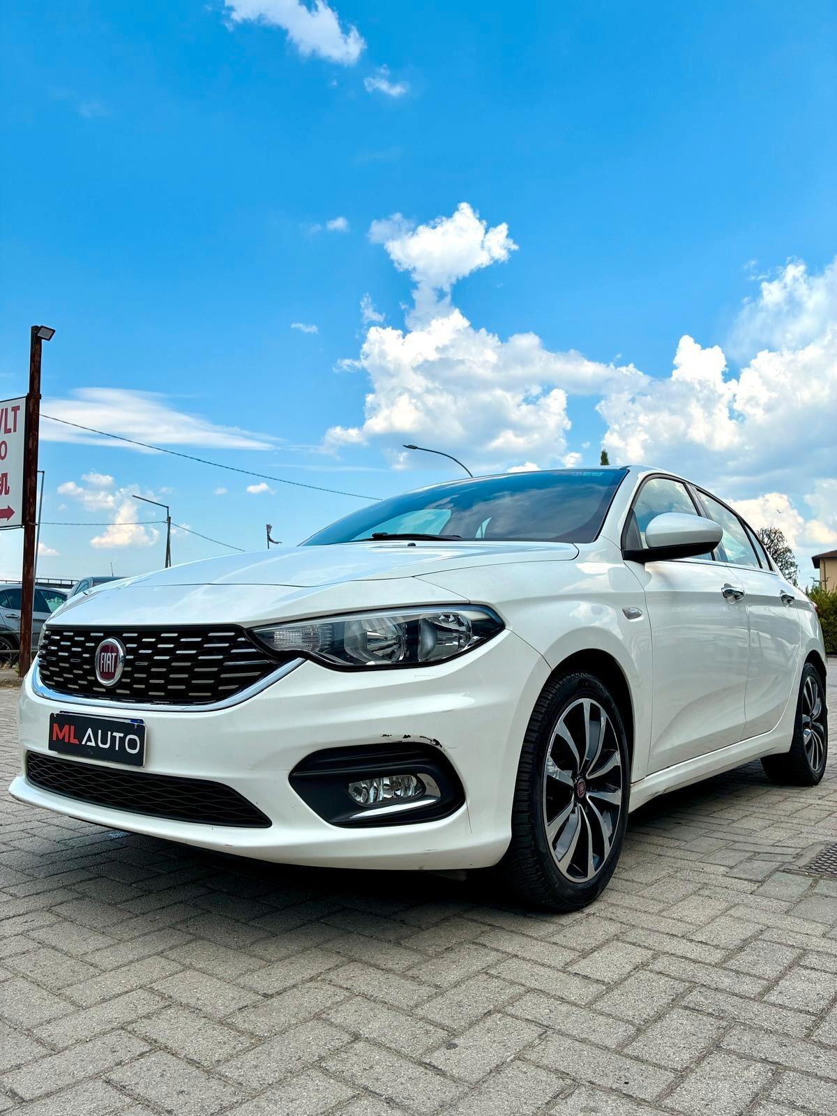 Fiat Tipo 1.3 Mjt 4 porte Lounge - ok neopatentato