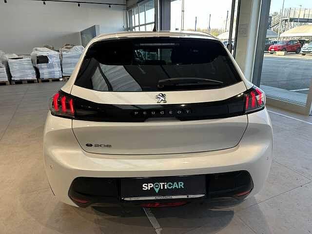 Peugeot 208 motore elettrico 136 CV 5 porte Allure Pack