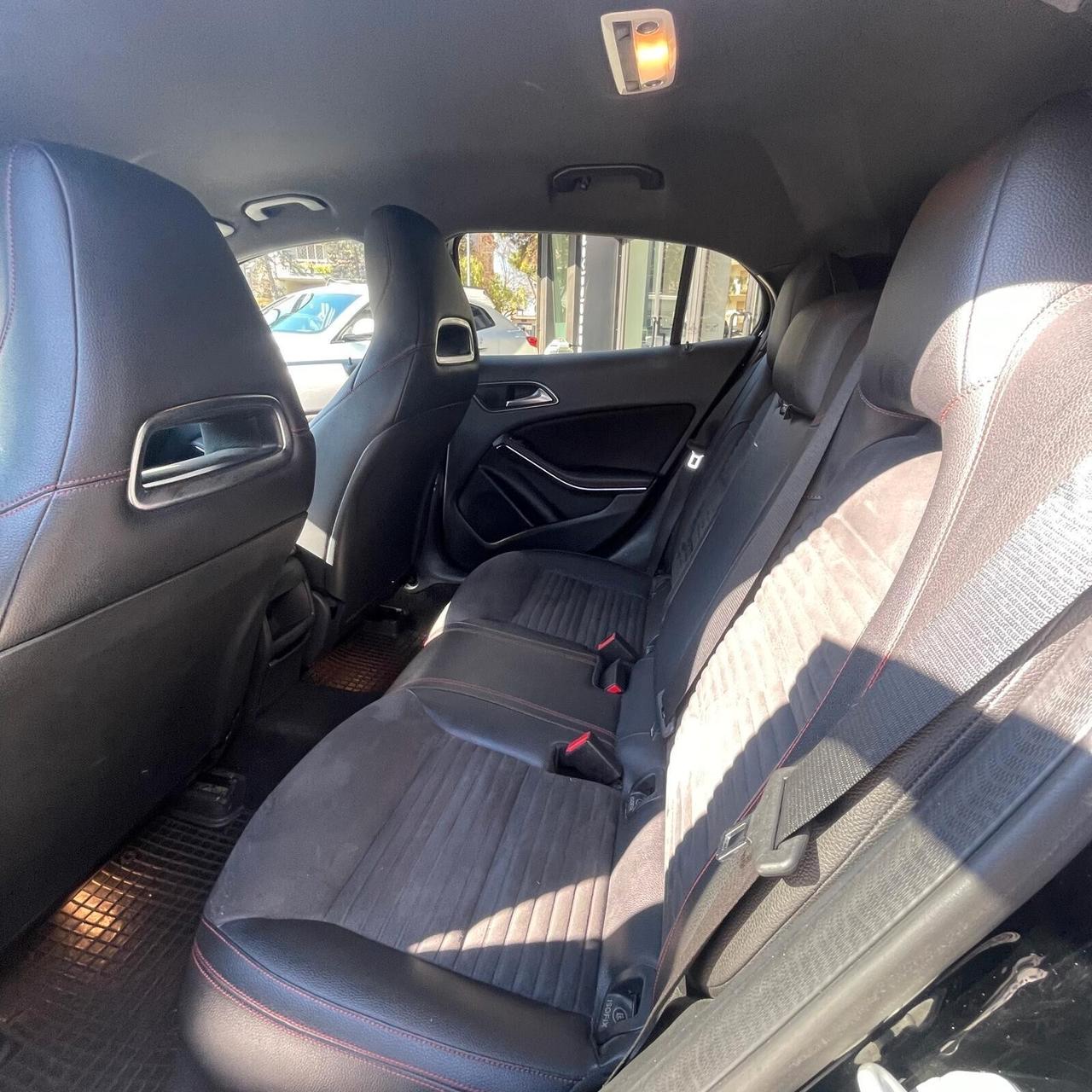 Mercedes-benz GLA 200 d Automatic Premium