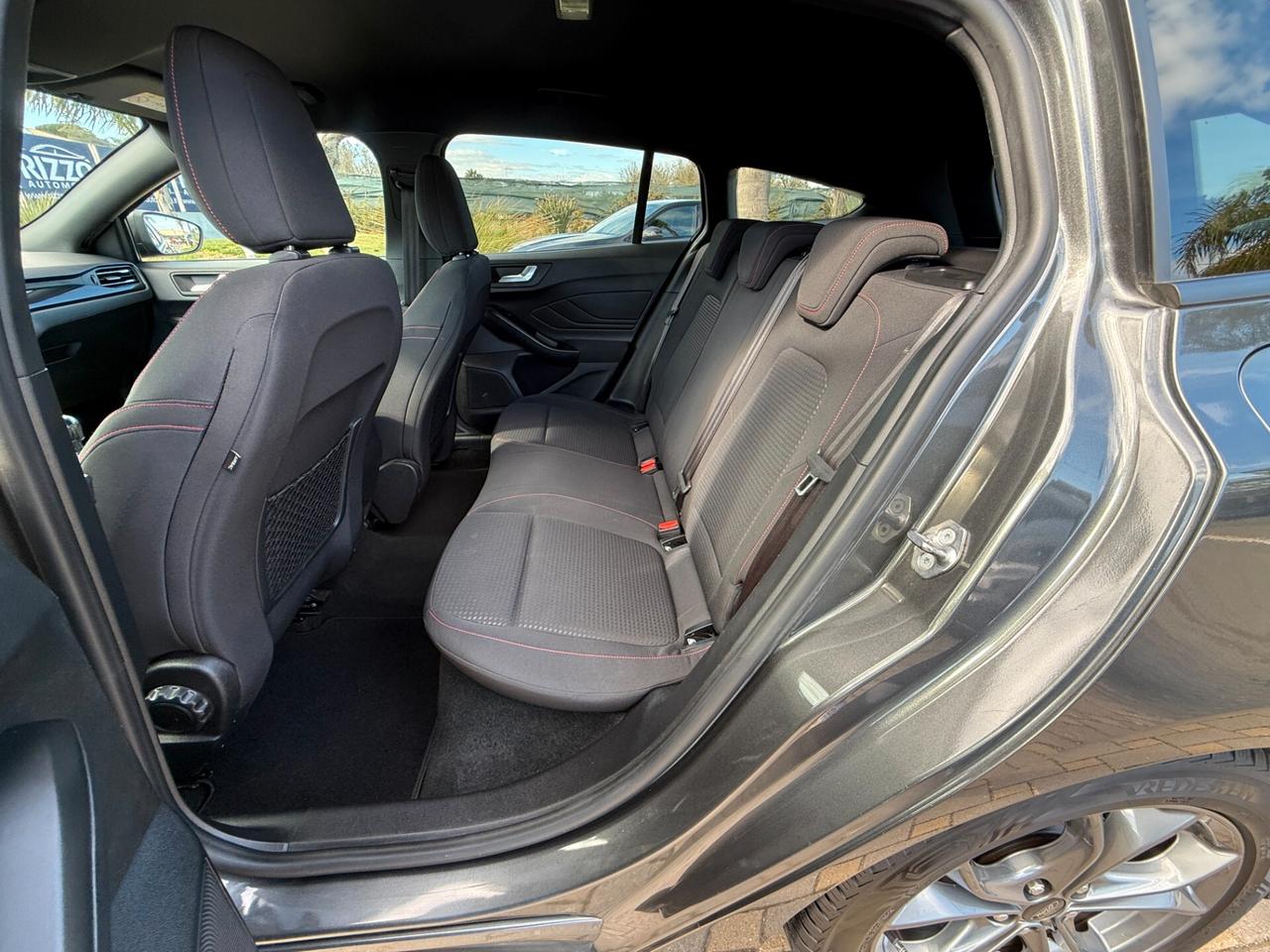 Ford Focus 1.5 TDCi 120 CV SW ST Line Navi