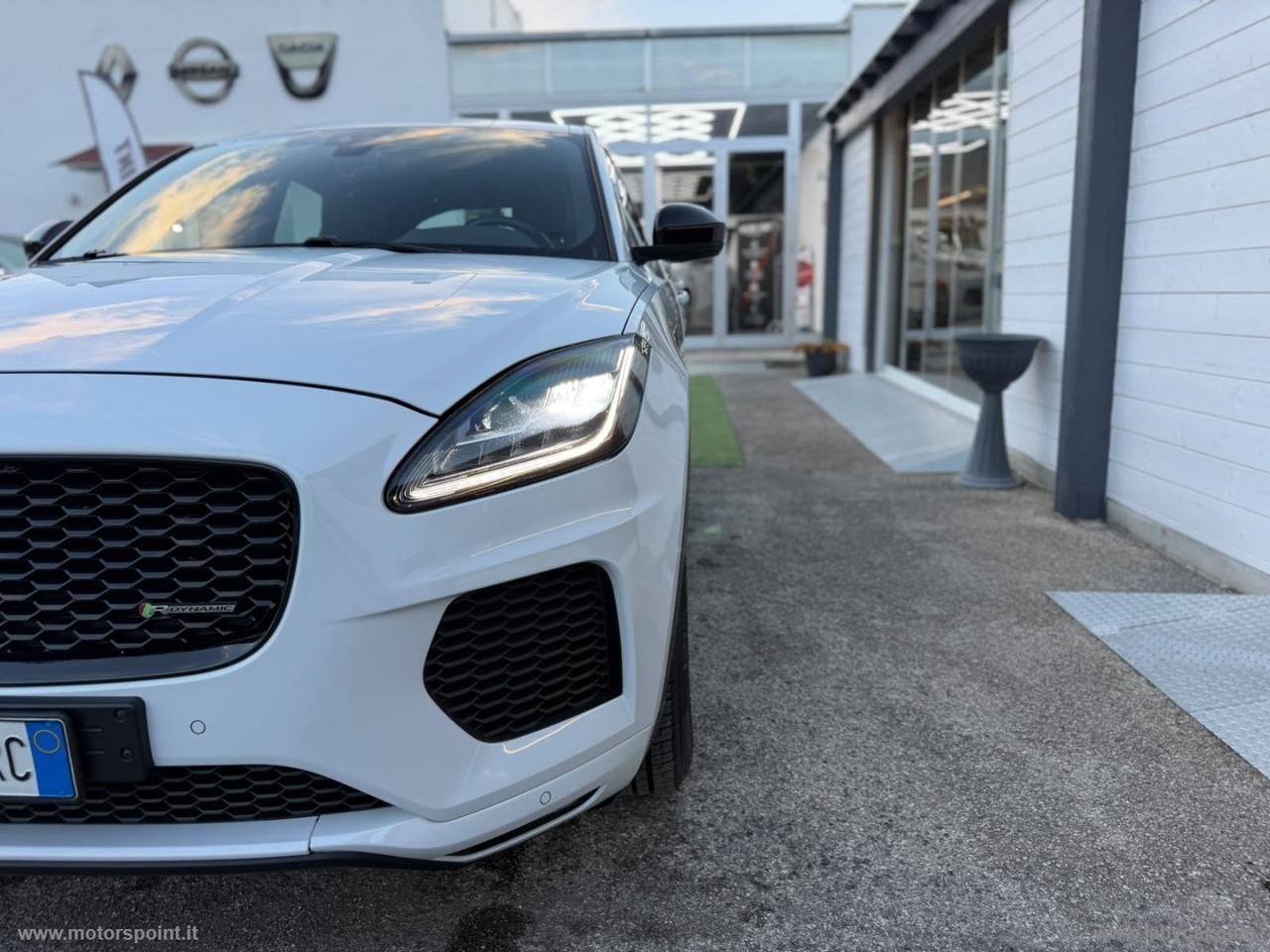 JAGUAR E-Pace 2.0D 150CV AWD aut. R-Dynamic VETTURA IN CONTO VENDITA!