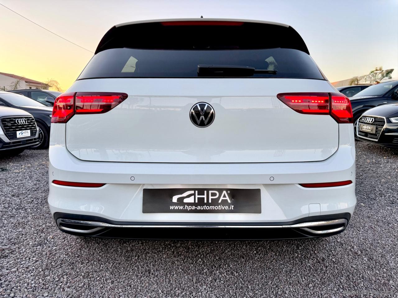 VOLKSWAGEN Golf 1.5 TSI 150CV Style NAVI IQ-LIGHT RETROCAMERA