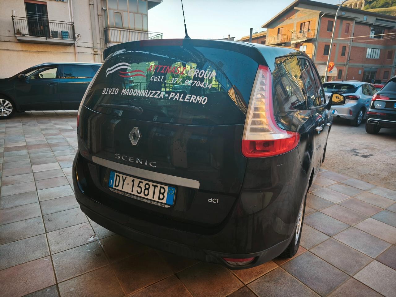 Renault Scenic Grand Scénic 7 Posti 1.9 dCi anche Noleggio