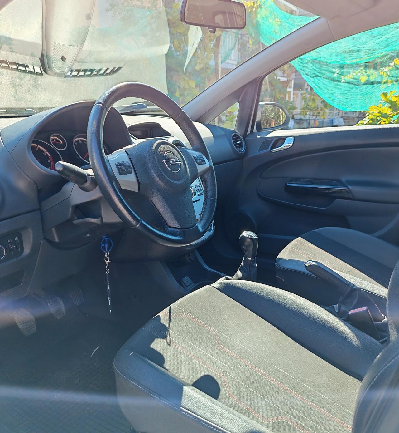 OPEL CORSA CON CATENA DISTRIBUZIONE 2013