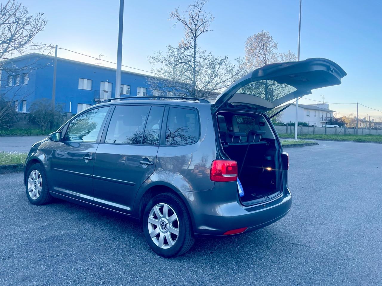 Volkswagen Touran 1.6 TDI DPF Comfortline BMT