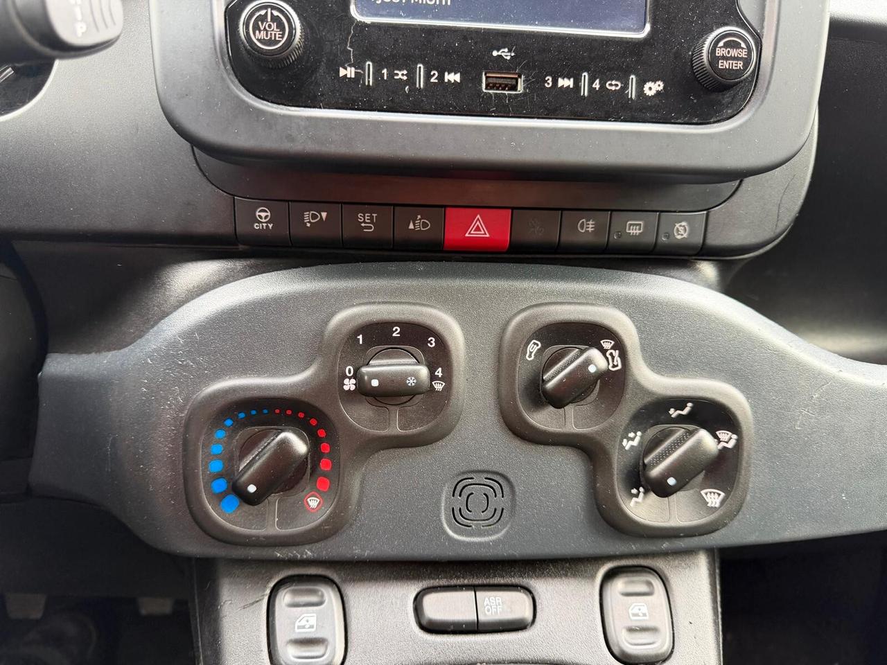 Fiat Panda Cross 1.0 FireFly S&S Hybrid SENZA VINCOLI