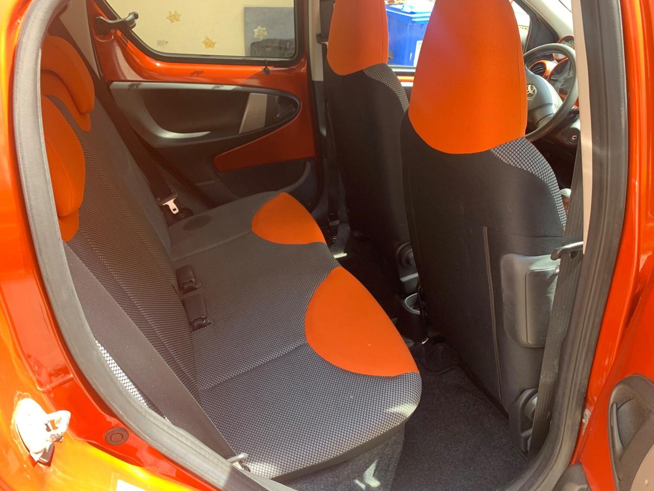 Toyota Aygo 1.0 12V VVT-i 5 porte Tobasco MMT