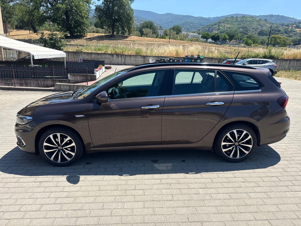 Fiat Tipo 1.6 Mjt S&S 5 porte S-Design
