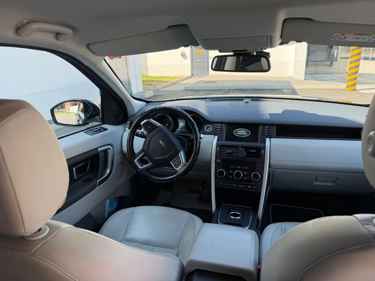 Land Rover Discovery Sport 2.0 TD4 HSE #10320