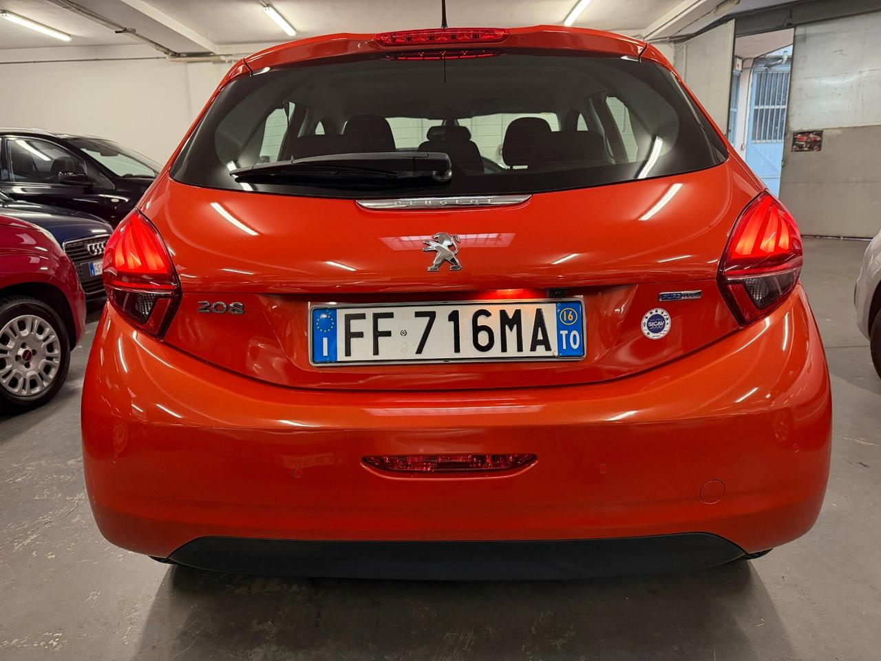 Peugeot 208 PureTech 82 5 porte Allure