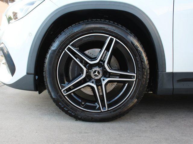 MERCEDES-BENZ GLA 200 d Automatic Premium