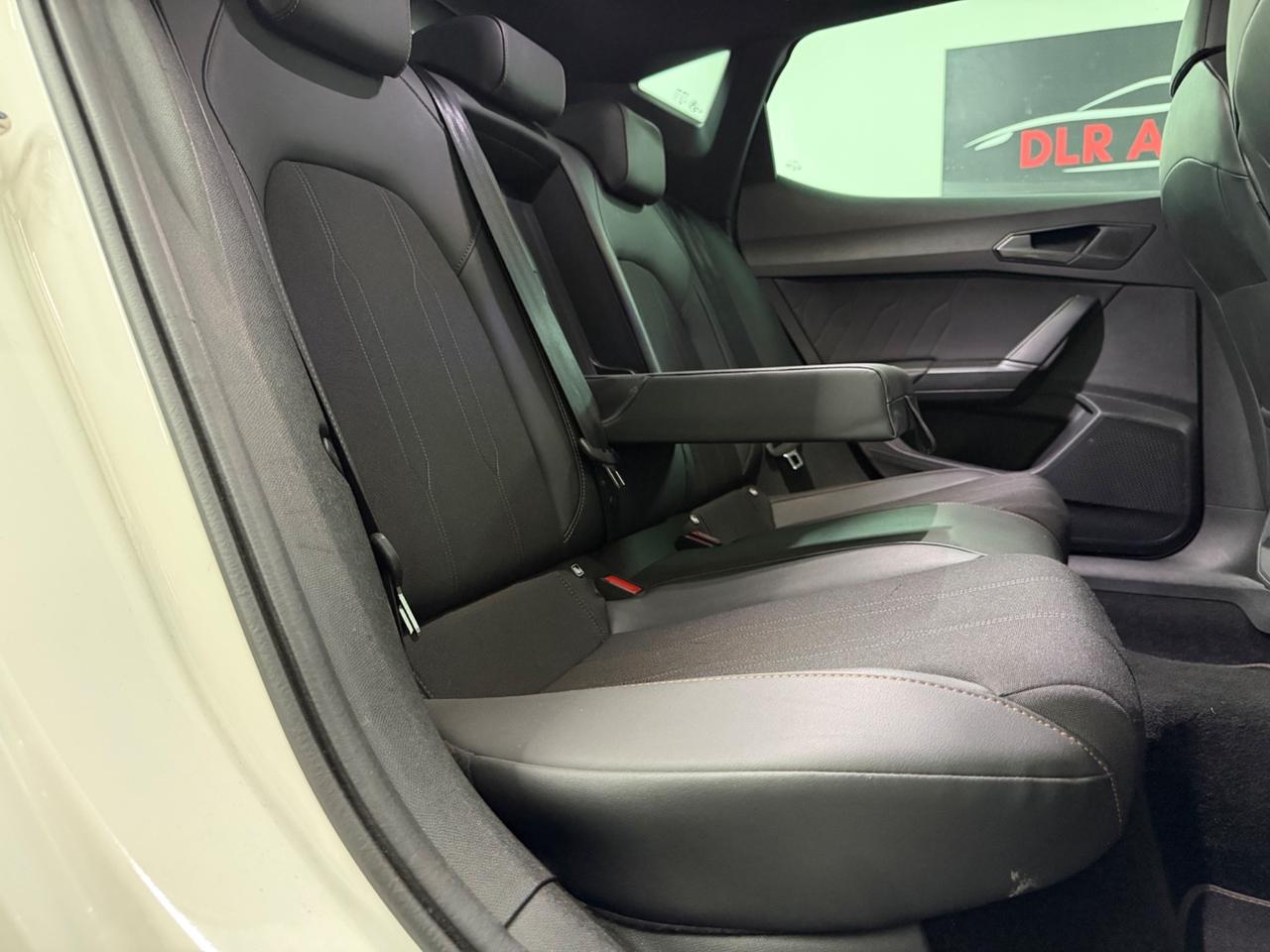 Cupra Leon 1.5 Hybrid 150 CV DSG